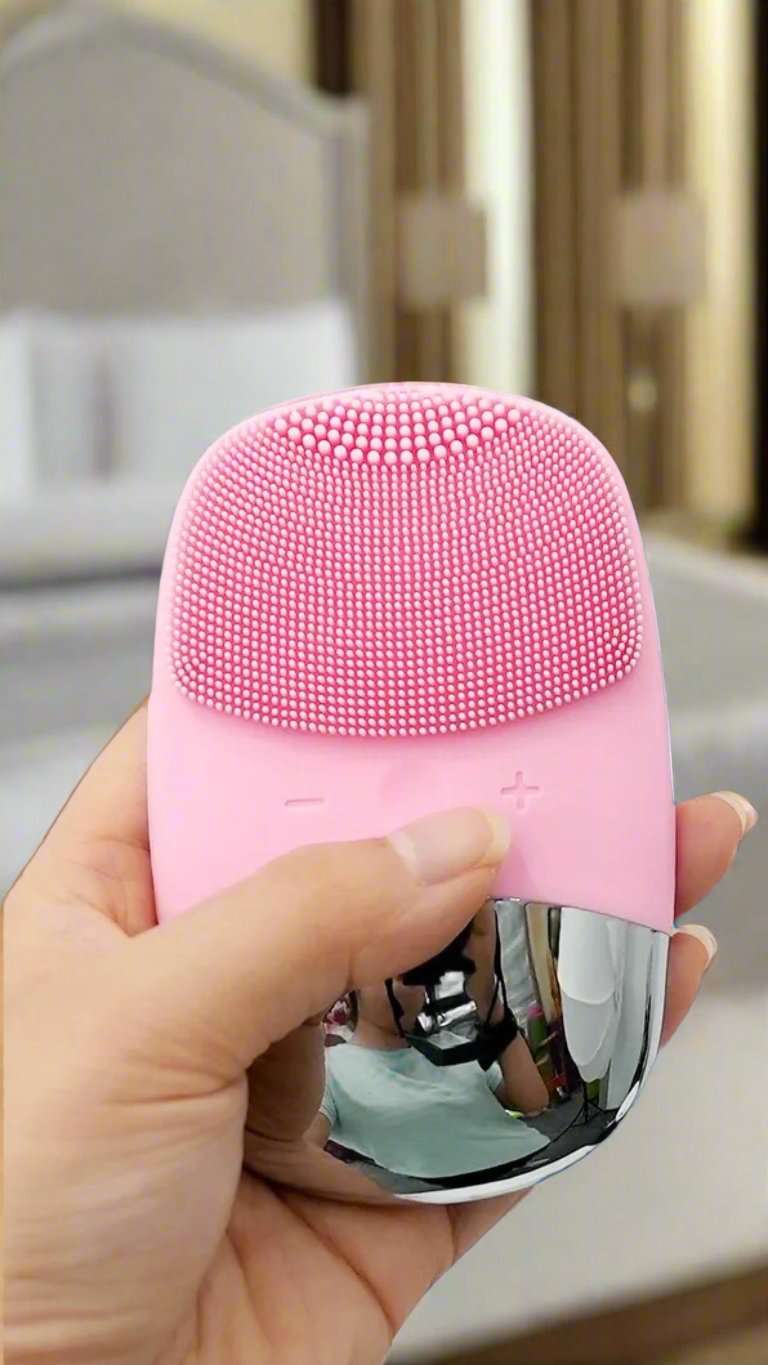 Electric Face Scrubber